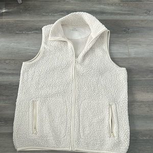 Aerie Cloud Sherpa Vest